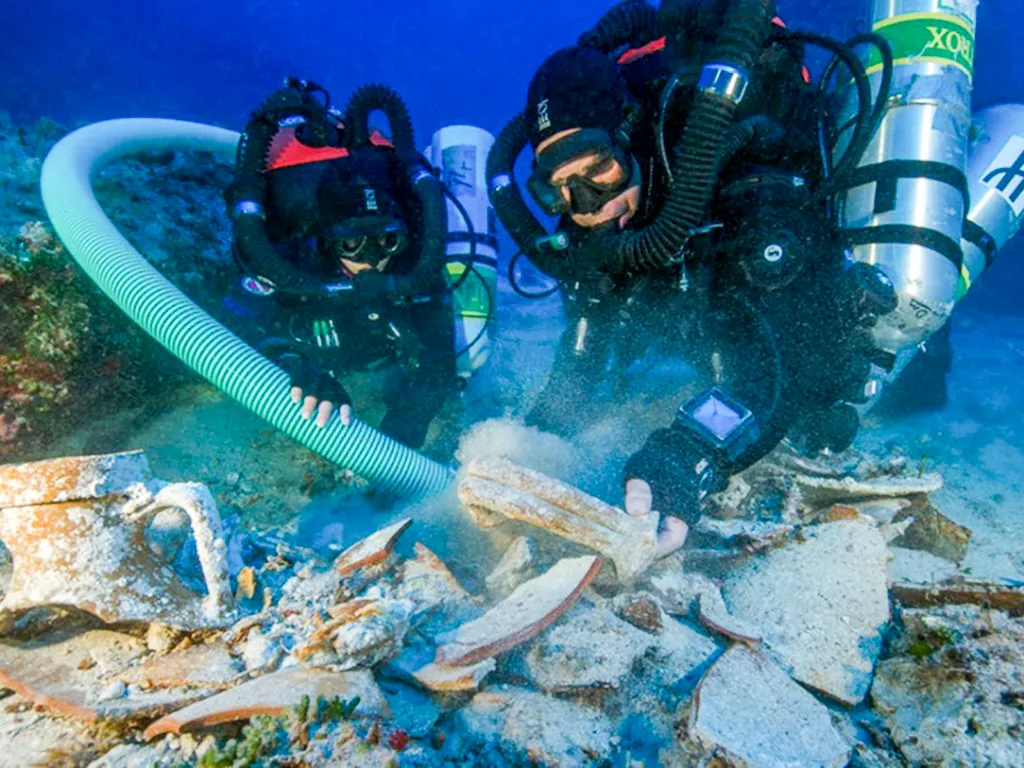 Antikythera Shipwreck: Unearthing Ancient Secrets & The First Computer - Antikythera Wreck Site